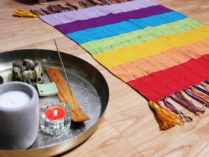 prostirka za meditaciju rađena na razboju za ručno tkanje